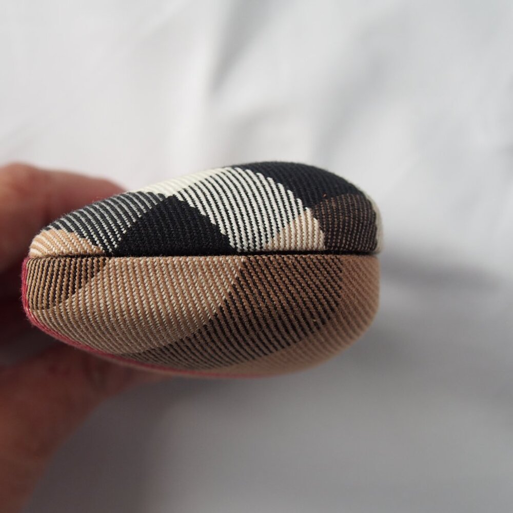 Burberry Nova Check Hard Clam-Shell Sunglasses/Glasses CASE ONLY - Picture 8 of 14